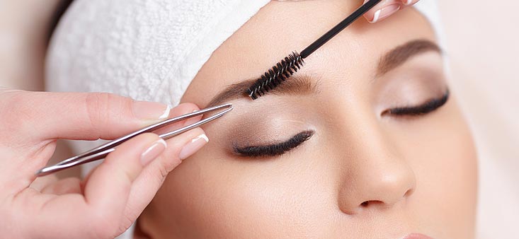 epilation des sourcils à la pince